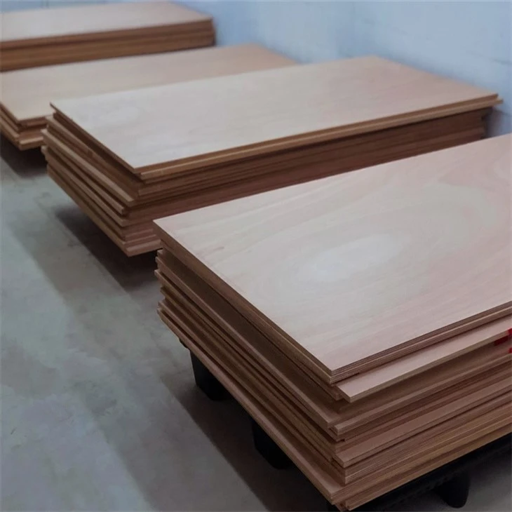 China Wholesale Price Commercial Plywood 18MM Plywood